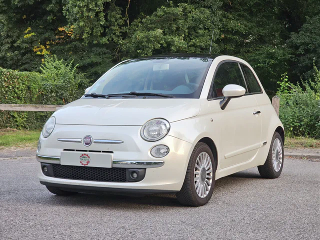 FIAT 500 Essence 2009