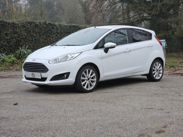 FORD FIESTA TITANIUM Essence 2017